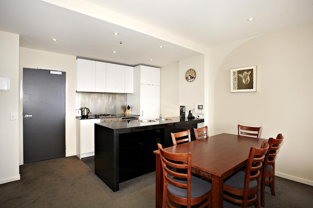 Astra Apartments Melbourne Bilik gambar